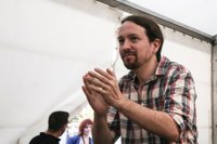 Iglesias descarta negociar una investidura con Susana Díaz y Podemos sale "a ganar" el 2D