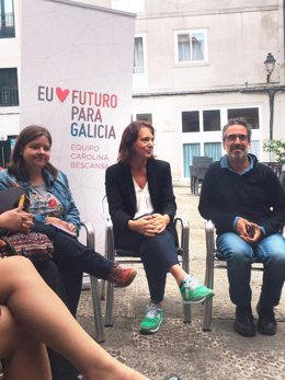 Carolina Bescansa en un encuentro con militantes de Podemos en Ourense