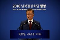 Moon insta a aliviar las sanciones a Corea del Norte dado el compromiso de Pyongyang con la desnuclearización