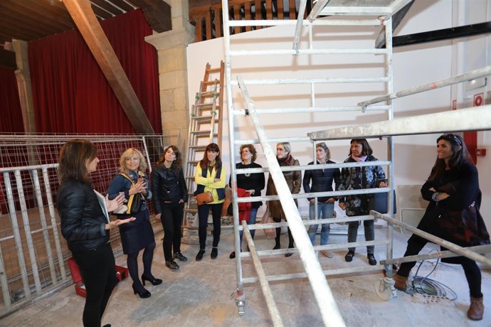 Concejalas de Pamplona visitan la Ciudadela.