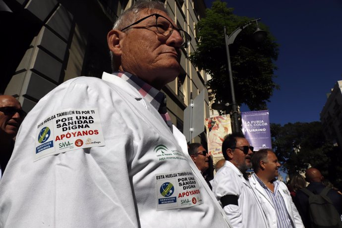 Concentración de médicos Atención Primaria en Málaga