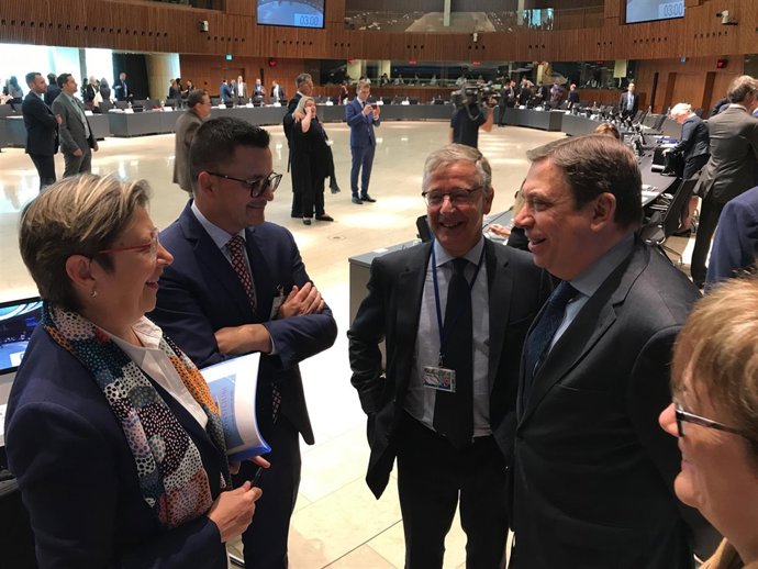 Consejo de Ministros de Pesca en el que participa la conselleira Rosa Quintana