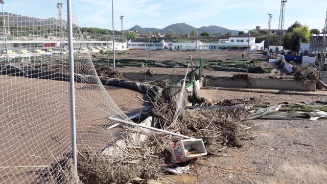 Campo de fútbol Sant Llorenç tras las inundaciones