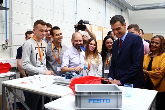 Pedro Sánchez, presidente del Gobierno, visita el Centro de Innovación de FP de 