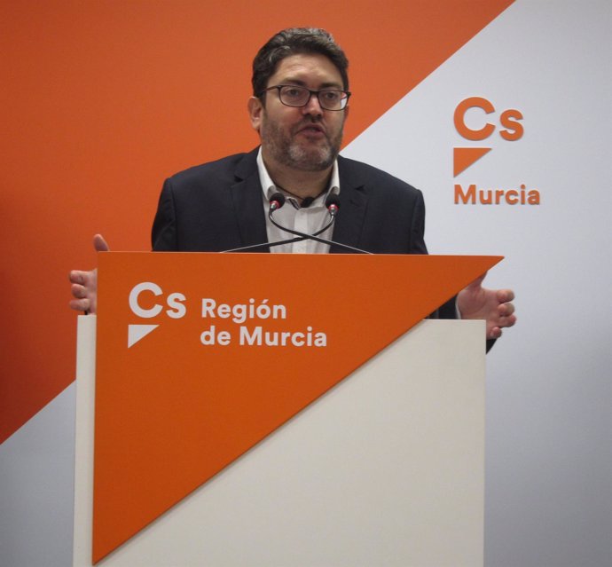 El portavoz regional de Cs, Miguel Sánchez 