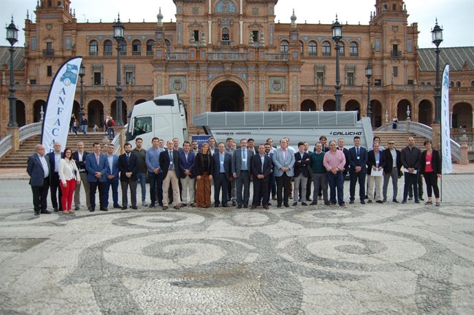 Exposición de vehículos carrozados