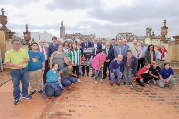 Presentación del "Derbi Solidario"