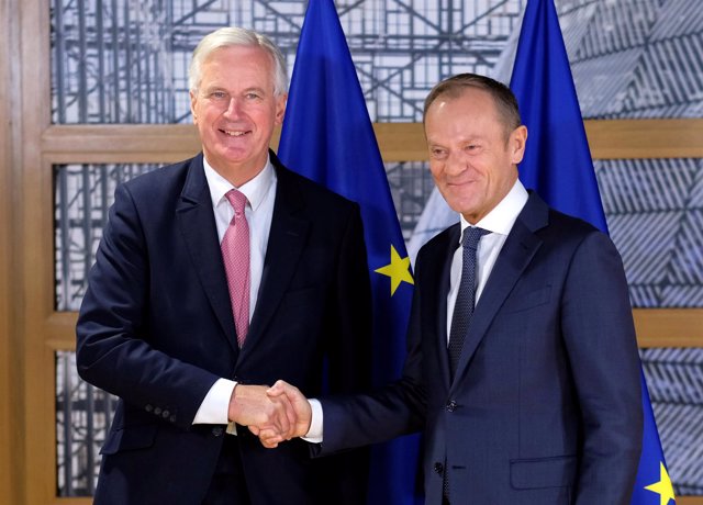 Michel Barnier y Donald Tusk