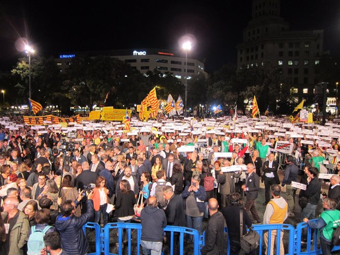 Concentración en Barcelona por el 1r año de J.Cuixart y J.Sànchez en la cárcel