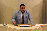 Gómez ve en el anuncio de Solanas una "campaña de promoción personal"