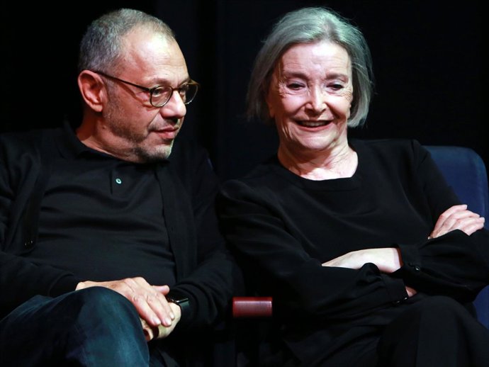 Nuria Espert y Lluis Pasqual en la presentación a los medios de Romancero Gitano