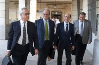 Peritos de las defensas cuestionan las irregularidades en las ayudas de los ERE: "Muchas no lo son"