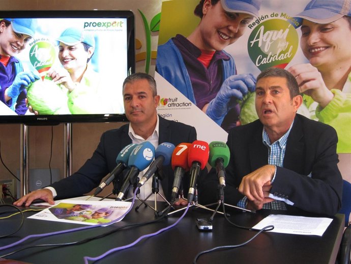 Fernando Gómez y Antonio Serrano de Proexport                              