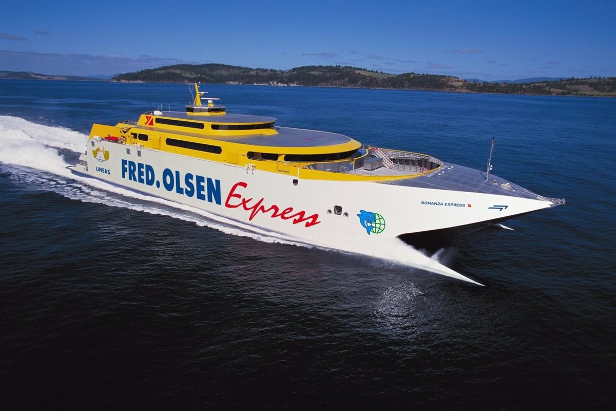 desconocido cangrejo aparato Fred Olsen Express y Baleária inician su ruta entre Canarias y Huelva el 11  de noviembre