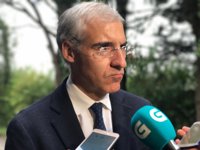 Galicia hará frente común con Asturias para buscar una solución "conjunta" a Alcoa y ambos presidentes se reunirán