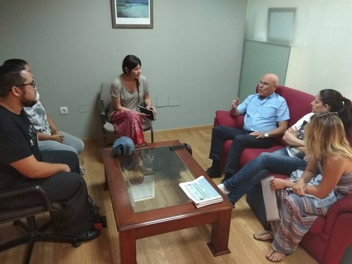 El Diputado del Común, Rafael Yanes, reunido con colectivos de Fuerteventura
