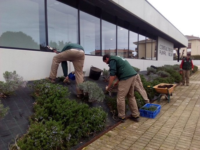 Alumnos-trabajadores de la Escuela Taller