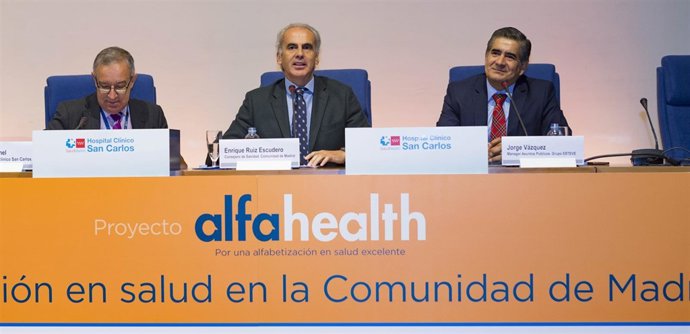 El consejero de Sanidad de la Comunidad de Madrid, Enrique Ruiz Escudero