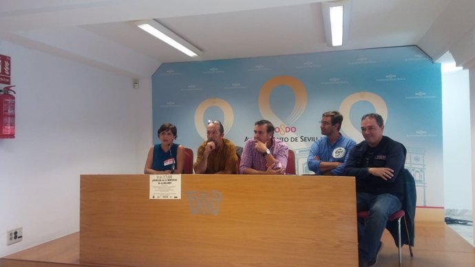 Rueda de prensa de los sindicatos del Ayuntamiento de Sevilla