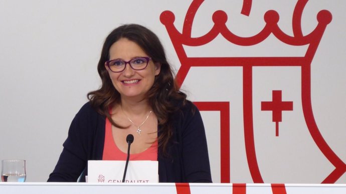 La vicepresidenta de la Generalitat, Mónica Oltra, en roda de premsa (Arxiu)