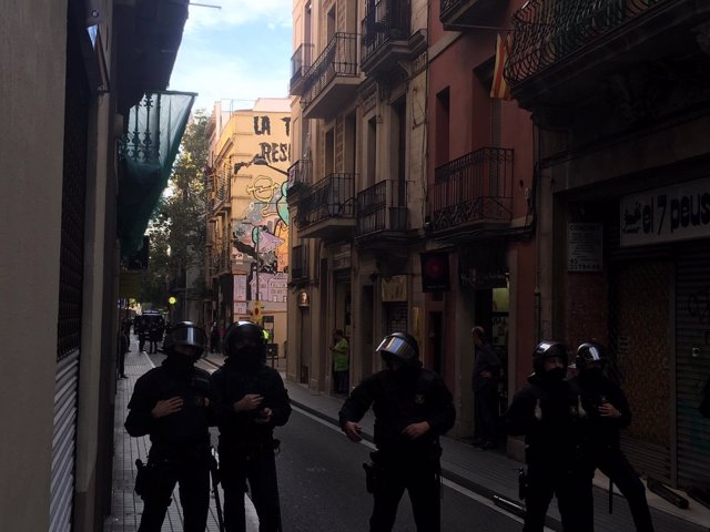 Dos detenidos en el desalojo de un bloque 'okupado' en Gràcia