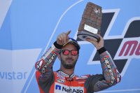 Dovizioso: "Hace muchas carreras que corro sin pensar en el título"
