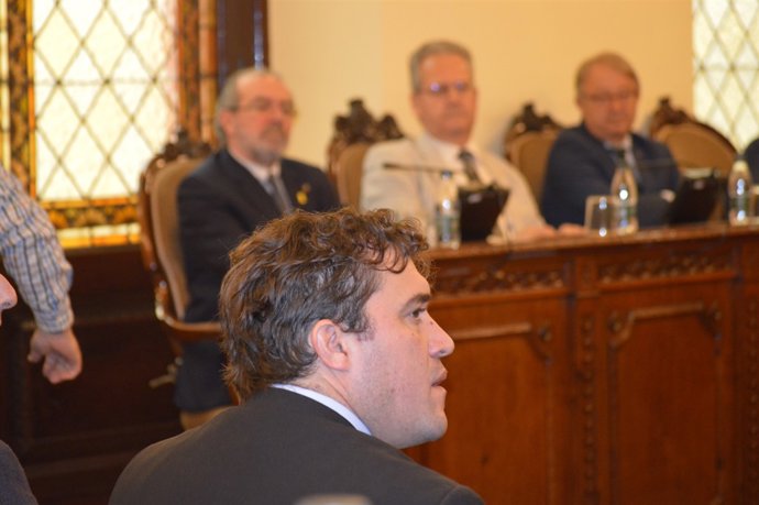 El president del PDeCAT, David Bonvehí, i Joan Reñé al fons