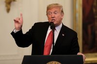 Trump amenaza con movilizar tropas y "cerrar" la frontera con México por la 'caravana' migratoria