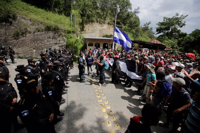 La caravana de inmigrantes hondure os desaf a a Trump y contin a