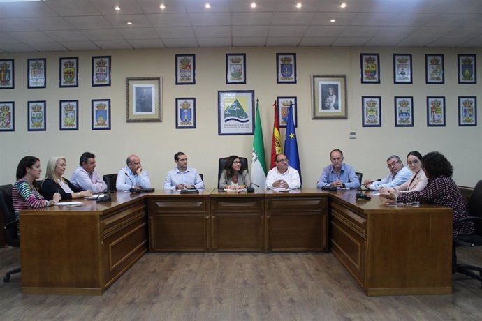 Reunión Turismo Axarquía Junta 