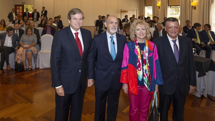Encuentro con el director de la Mercedes Benz de Vitoria 