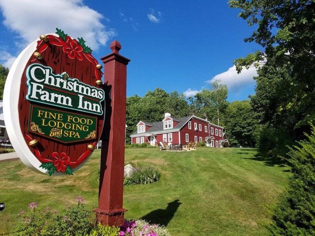 Christmas Farm Inn