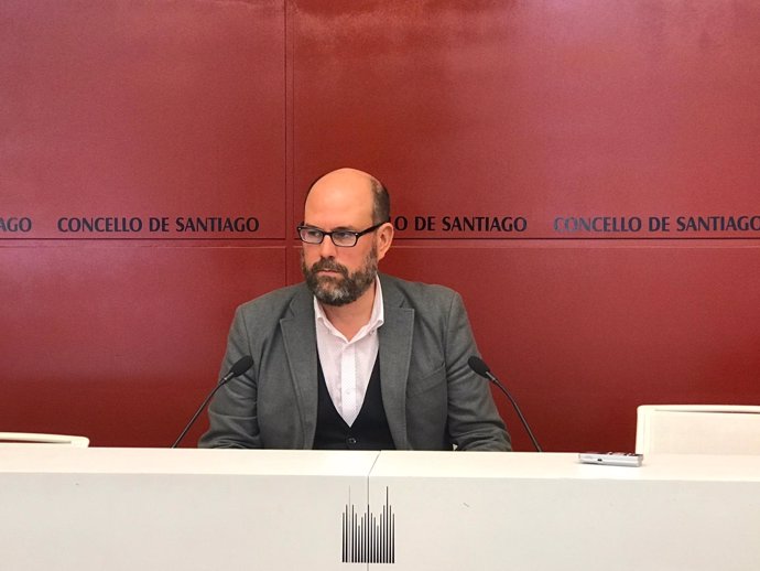 El alcalde de Santiago, Martiño Noriega, en rueda de prensa