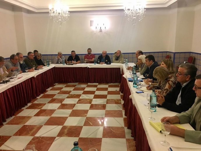 Sanz reunido con los comité de empresas de Navantia