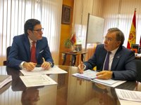 La Comunidad y el TSJ acuerdan firmar un convenio para evitar los desahucios de alquiler