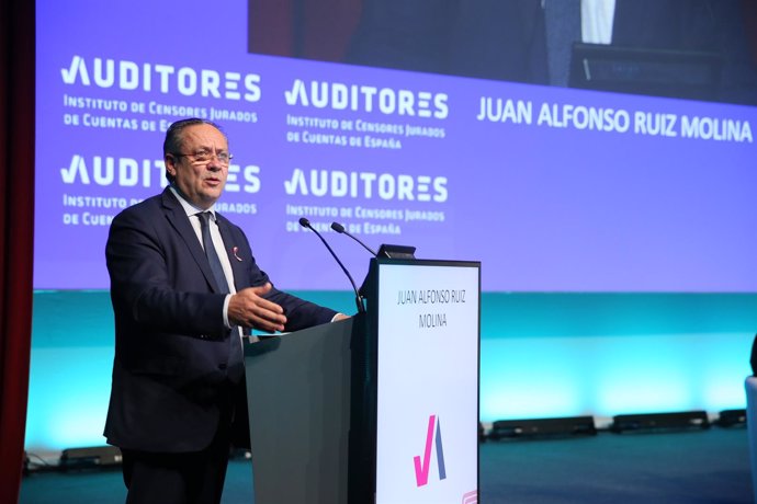 Consejero de Hacienda, Juan Alfonso Ruiz Molina