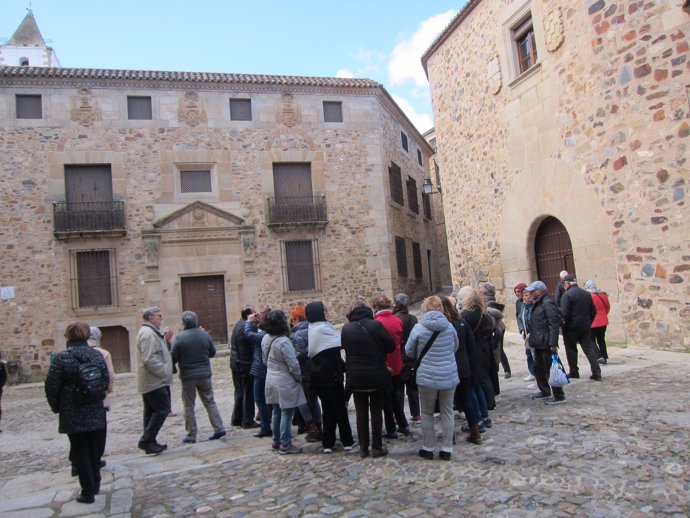 Turistas en Cáceres                             