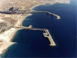 Puerto de Carboneras, en Almería