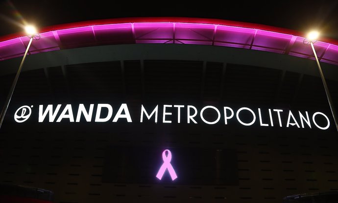 Wanda Metropolitano, iluminado de rosa en Día Mundial Contra el Cáncer de Mam