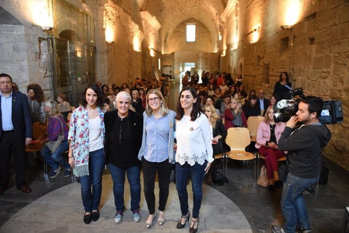 Elsa Artadi en el Consell Nacional de les Dones de Catalunya