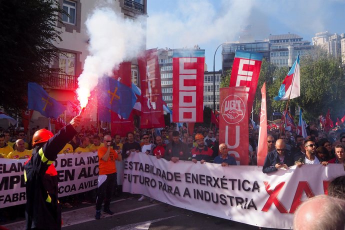 Manifestación de los trabajadores de la multinacional Alcoa en A Coruña, Galicia