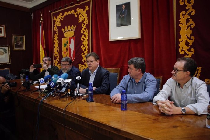 Ximo Puig en su visita al Ayuntamiento de Vinaròs