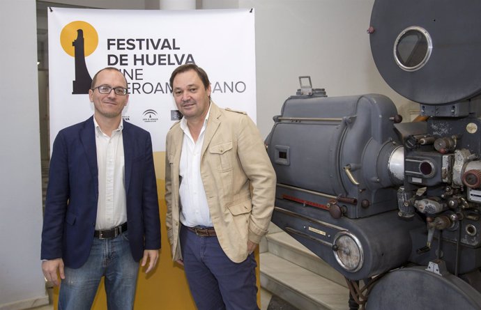 Manuel Martín y Antonio Ramón Macías firman colaboración