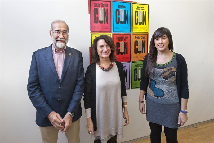 Fernando Domínguez, María José Pérez y Leire Blasquiz