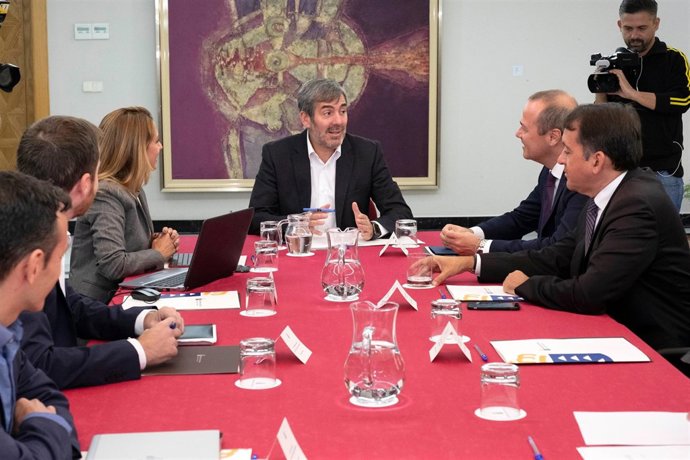 El presidente canario, Fernando Clavijo, presidiendo el Consejo de Capitalidad