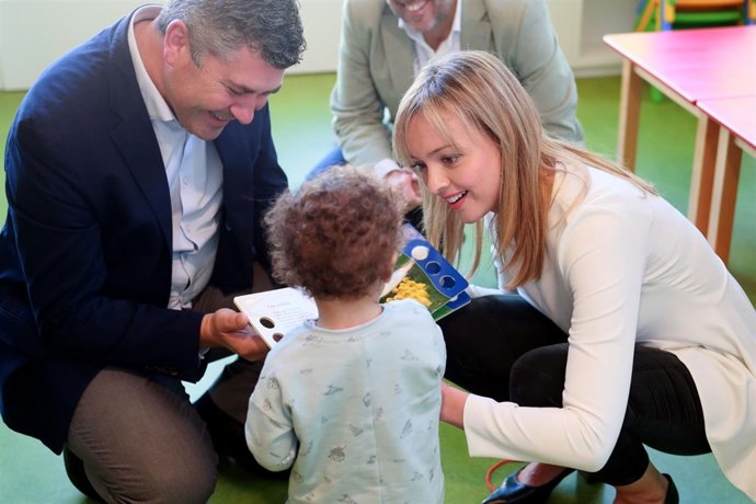 Fabiola García visita la guardería de Santa Susana en Santiago