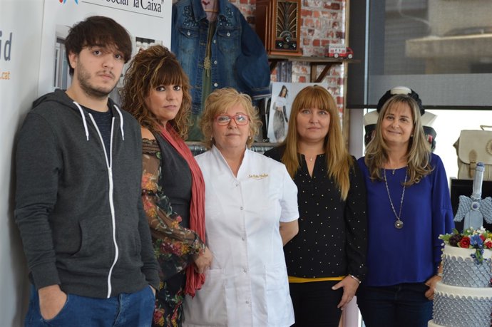 Emprenedors i responsables del programa Incorpora a Lleida