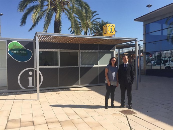 La nueva oficina turística del puerto de Palma