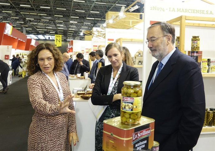 La consejera Lina Gálvez, este lunes en el SIAL París 2018