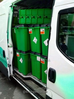 Vehículo sancionado por llevar mercancía peligrosa sin identificar